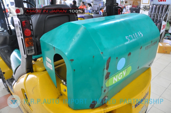 ขายรถโฟล์คลิฟท์มือสอง KOMATSU รุ่น FG25LT-15-571613 นำเข้าจากประเทศญี่ปุ่น 100\% ไม่เคยใช้งานในไทย