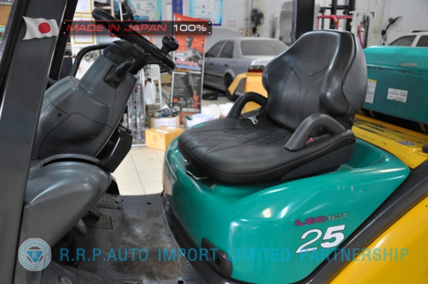 ขายรถโฟล์คลิฟท์มือสอง KOMATSU รุ่น FG25LT-15-571613 นำเข้าจากประเทศญี่ปุ่น 100\% ไม่เคยใช้งานในไทย