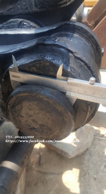 FROM JAPANตัวคีบปากหนีบไม้ GRAPPLE-YUTANI**สำหรับรถขุดไซค์ 200 /สวมบูทสลัก 80 มิล/ ราคาเพียง 38,500 บาท สนใจติดต่อ 0819337688