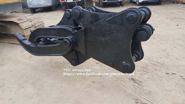 FROM JAPANตัวคีบปากหนีบไม้ GRAPPLE-YUTANI**สำหรับรถขุดไซค์ 200 /สวมบูทสลัก 80 มิล/ ราคาเพียง 38,500 บาท สนใจติดต่อ 0819337688