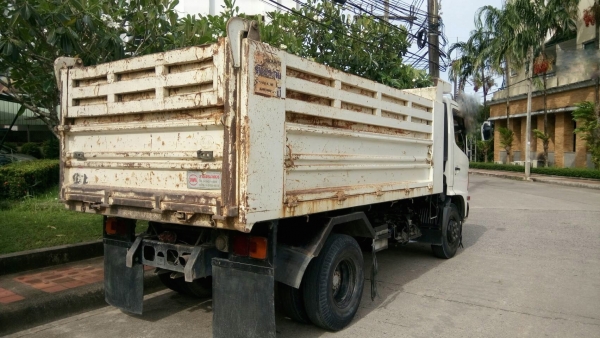 รถฮีโน่ 6 ล้อดั้ม FC4J 175 แรงม้า ปี 54. สนใจติดต่อ 081 - 6079515