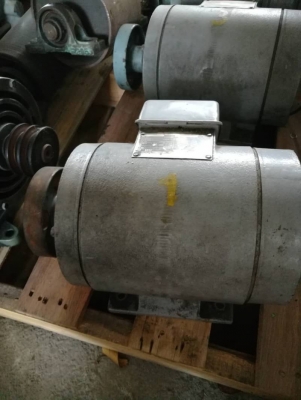 2500 บ. ส่งฟรี083-2000058  LINE ID: line832923 มอเตอร์ขนาด 2 แรงม้า ยี่ห้อ mitsubishi โครงสร้างเหล็กแข็งแรงกันความชื้น ใช้ไฟ 220 V. 3เฟส รอบ1450รอบ/นาที(ต่อใช้งานเฟสเดียวบ้านเราได้)