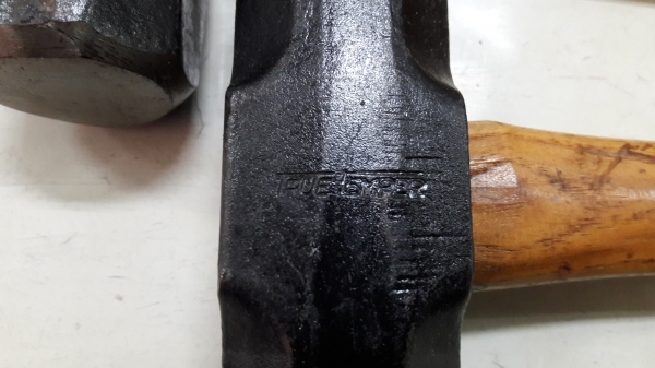 ขายค้อนTRUE TEMPER MADE IN USA.ใหม่เก่าเก็บ ขนาดประมาณ2-3ปอน