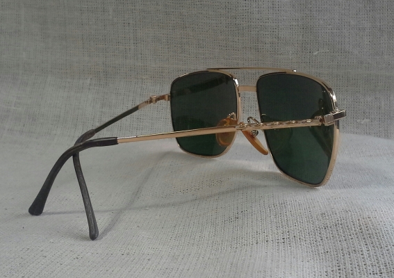 แว่นตาอิงลิชวินเทจ ยุค &#039;80s  แบรนด์เนมผู้ดีหรูอันดับหนึ่งของแผ่นดิน  Vintage DUNHILL handmade in England