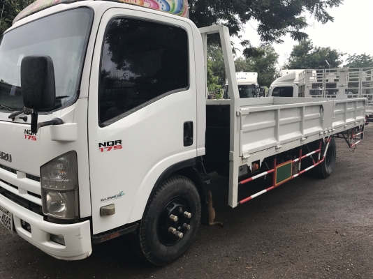 ขาย6ล้อISUZU NQR175แรงม้า ยูโร3จดปี55กระบะเหล็กยาว5.6เมตร เจ้าของมือแรกป้ายแดง