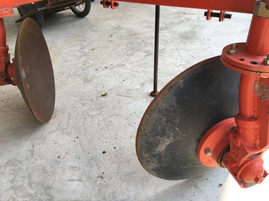 ผานยกร่อง ใบ 24 นิ้ว ใช้งานน้อย ผานยกร่อง ใบ 24 นิ้ว ใช้งานน้อย