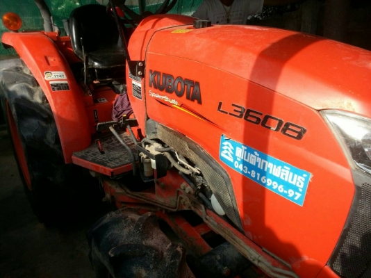 รถไถ 36 แรงปี  55 อุปกร 5 อย่าง   ซ. ม  600  นิด ฯฯ  ป้ายแดง มือเดียว   ราคาเบาฯฯ  330000   บาท  ดุรถที จ.ร้อยเอ็ด คับ   098 668-3479  094 283-9369 สิทธิ์