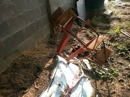 รถไถ 36 แรงปี  55 อุปกร 5 อย่าง   ซ. ม  600  นิด ฯฯ  ป้ายแดง มือเดียว   ราคาเบาฯฯ  330000   บาท  ดุรถที จ.ร้อยเอ็ด คับ   098 668-3479  094 283-9369 สิทธิ์