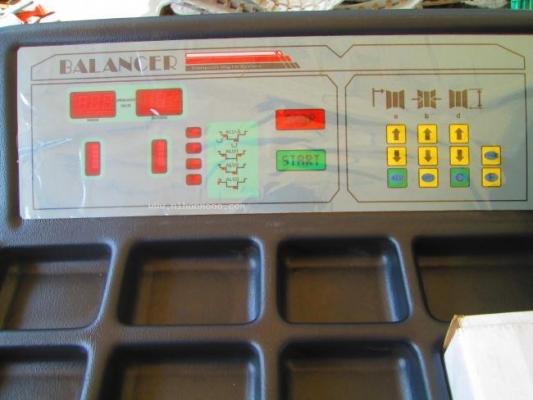 เครื่องถ่วงล้อรุ่น : TC30 จาก 45,000 เหลือ 29,000 บาท รหัสสินค้า 81004701 www.nihonmono.com