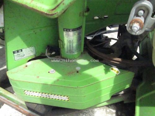 ราคาพิเศษ19,000 บาท!! รถเกี่ยวข้าวถเดินตาม รุ่น : BZ600A รหัสสินค้า : 14001922  www.nihonmono.com