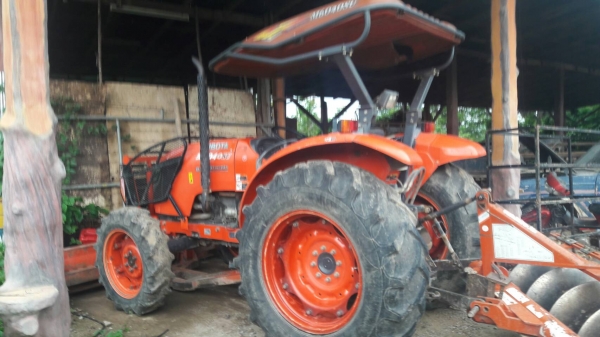 ขายรถไถ Kubota M6040 สภาพดีสวยๆๆพร้อมใช้ครับ รุ่นนี้ถือว่าคุ้มมากกับราคานี้ครับ มีอุปกรณ์พร้อม2 ชิ้นมี ใบมีดดันดิน และผานพรวนมาให้ครับ ใครมองหาคูโบต้า M6040 รับรองไม่เสียใจครับกับราคานี้ ขายรถไถ Kubota M6040 สภาพดีสวยๆๆพร้อมใช้ครับ รุ่นนี้ถือว่าคุ้มมากกับราคานี้ครับ มีอุปกรณ์พร้อม2 ชิ้นมี ใบมีดดันดิน และผานพรวนมาให้ครับ ใครมองหาคูโบต้า M6040 รับรองไม่เสียใจครับกับราคานี้