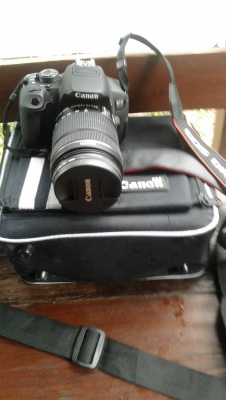 cannonสภาพไหม่ รุ่นEOS700D เลนส์ 18-135mm ประกันยังเหลืออิก2ปีกว่า