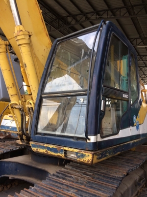 KOBELCO SK 200-3 มารค์ที ราคา 1450000 บาท รถนอกญี่ปุ่นพร้อมอินวอย
