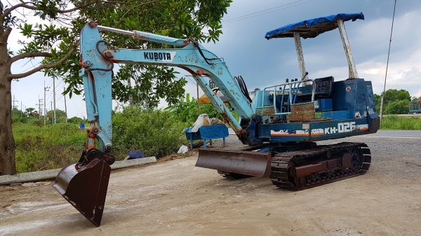 ขายด่วนรถแบคโฮKUBOTAคูโบต้าKH26เทียบเท่าPC30เครื่องคูโบต้า3สูบดีปั่มแรงรถนอกเพิ่งนำเข้ามาใหม่ยังไม่เคยใช้งานในเมืองไทยเลย