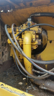 แบคโฮ CAT 320 มีเล่มทะเบียน