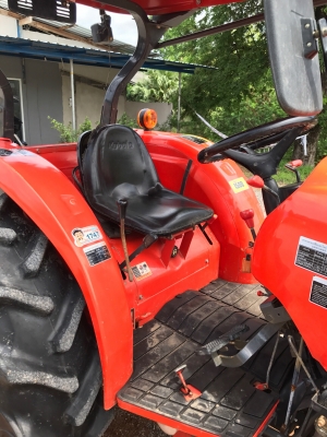 ขายรถไถคูโบต้าL4708spพร้อมดันหน้าสภาพสวยคับ ราคาเบาๆ425,000.บาท