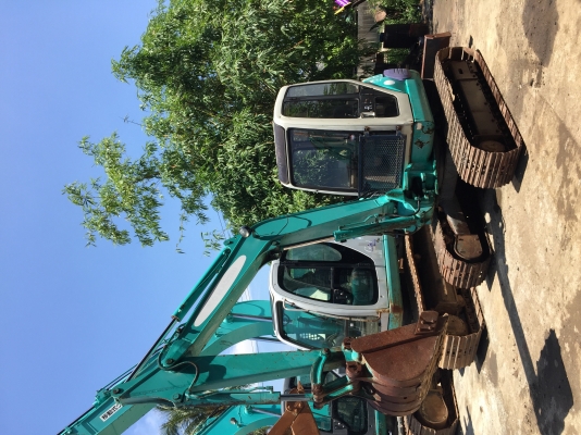 ขายค่ะ รถขุดนำเข้าจากญี่ปุ่นแท้  KOMATSU PC45-1 มีเก๋ง  ปั้มนิ้ว