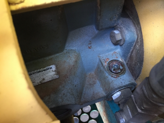 ขายค่ะ รถขุดนำเข้าจากญี่ปุ่นแท้  KOMATSU PC45-1 มีเก๋ง  ปั้มนิ้ว
