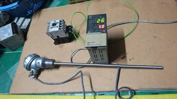 ชุดละ 850 บ. ส่งฟรี 083-2000058 LINE ID: line832923 Temperature control เครื่องควบคุมอุณหภูมิพร้อมหัววัดและแม็กเนติกและต่อสายพร้อมใช้ตามภาพ (มีแค่สองชุด) ชุดละ 850 บ. ส่งฟรี 083-2000058 LINE ID: line832923 Temperature control เครื่องควบคุมอุณหภูมิพร้อมหัววัดและแม็กเนติกและต่อสายพร้อมใช้ตามภาพ (มีแค่สองชุด)