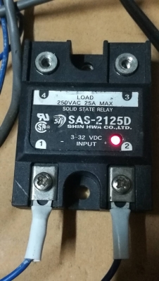 ชุดละ 850 บ. ส่งฟรี 083-2000058  LINE ID: line832923 Temperature control เครื่องควบคุมอุณหภูมิยี่ห้อ HANYOUNG พร้อมหัววัดtype K แบบก้านยาว และโซลิสเตรีเลย์ขนาด 25 A.และต่อสายพร้อมใช้ตามภาพ (มีแค่สองชุด)