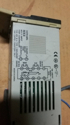 ชุดละ 850 บ. ส่งฟรี 083-2000058  LINE ID: line832923 Temperature control เครื่องควบคุมอุณหภูมิยี่ห้อ HANYOUNG พร้อมหัววัดtype K แบบก้านยาว และโซลิสเตรีเลย์ขนาด 25 A.และต่อสายพร้อมใช้ตามภาพ (มีแค่สองชุด)