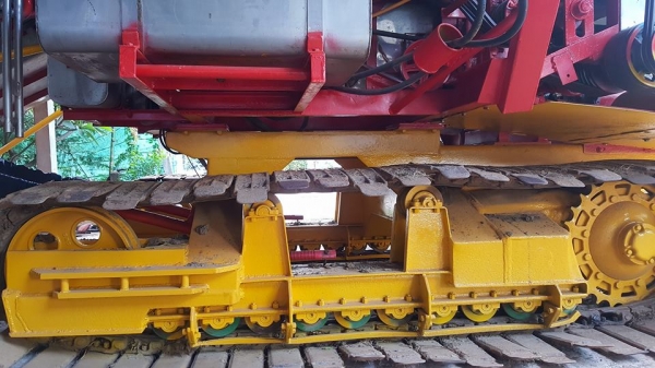 ขายรถเกี่ยวข้าวไอ้หนุ่มไวไฟ50 ตู้ทำใหม่ ช่วงล่าง12เครื่องอีซูซุ210 ปั๊ม22 ขายรถเกี่ยวข้าวไอ้หนุ่มไวไฟ50 ตู้ทำใหม่ ช่วงล่าง12เครื่องอีซูซุ210 ปั๊ม22