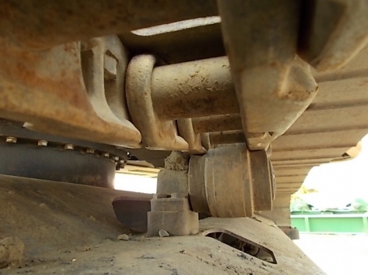 ขายจ้า  Hitachi  EX200LC-5 รถนำเข้าเองจากญี่ปุ่นโดยตรง เครื่องปั้มระบบดีมากๆ น่าใช้จริงๆค่ะ