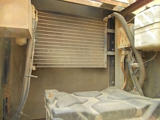 ขายจ้า  Hitachi  EX200LC-5 รถนำเข้าเองจากญี่ปุ่นโดยตรง เครื่องปั้มระบบดีมากๆ น่าใช้จริงๆค่ะ