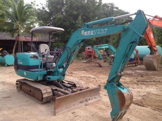 ขายรถขุด komatsu pc35r-8 เก่านอก
