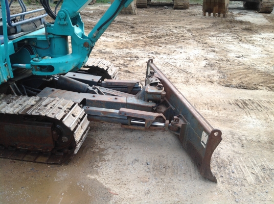 ขายรถขุด komatsu pc35r-8 เก่านอก