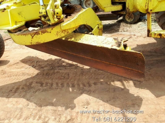 ขาย รถเกรดดิน เกรดเดอร์ KOMATSU GD22 ราคาถูกๆ เก่าญี่ปุ่น เครื่องดีเซล 4 สูบ