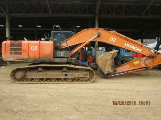 รถแบคโฮ HITACHI ZX200-5G รถบริษัทขายออกยกล๊อต ราคาถูกมาก มีให้เลือก 5 คัน