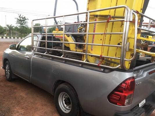 จัดส่งไปอีกตัวครับ รถไถนา แบบแทรคตะขาบ สามเหลียม เก่าญี่ปุ่น พร้อมใช้งาน