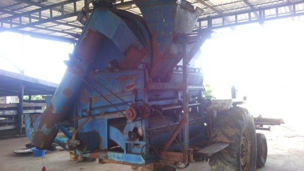 ขายเครื่องนวดข้าว+ถั่ว ขายเครื่องนวดข้าว+ถั่ว