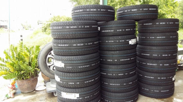 ขายยางใหม่ปี17 hankook 235/50r19 สนใจติดต่อ ร้าน ก.เจริญการยางครับ 081-3747940 (เล็กครับ) ขายยางใหม่ปี17 hankook 235/50r19 สนใจติดต่อ ร้าน ก.เจริญการยางครับ 081-3747940 (เล็กครับ)