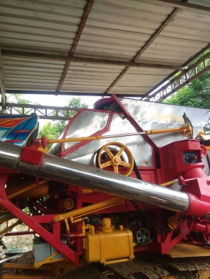ขายรถเกี่ยวเกษตรพัฒนาไอ้หนุ่มไวไฟปี53เสปคโรงงาน ขายรถเกี่ยวเกษตรพัฒนาไอ้หนุ่มไวไฟปี53เสปคโรงงาน