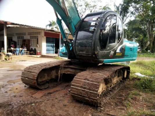 รถแบคโฮ KOBELCO SK200 Mark 5 ธรรมดา ใบแทร็ค 80 cm.