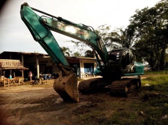 รถแบคโฮ KOBELCO SK200 Mark 5 ธรรมดา ใบแทร็ค 80 cm.
