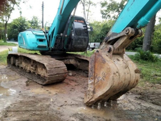 รถแบคโฮ KOBELCO SK200 Mark 5 ธรรมดา ใบแทร็ค 80 cm.