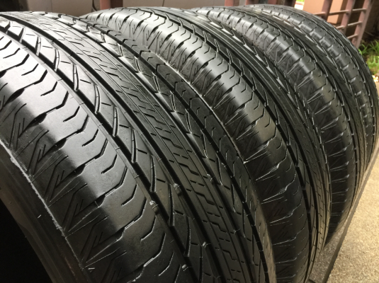 ยาง Bridgestone 265 65 17 ปลายปี16 ดอกเต็ม ไม่มีปะ เนื้อนิ่มๆ ใช้ยาว ราคาไม่แพง ยาง Bridgestone 265 65 17 ปลายปี16 ดอกเต็ม ไม่มีปะ เนื้อนิ่มๆ ใช้ยาว ราคาไม่แพง