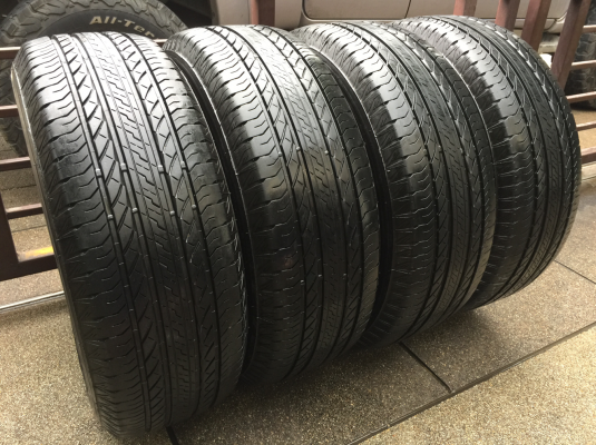 ยาง Bridgestone 265 65 17 ปลายปี16 ดอกเต็ม ไม่มีปะ เนื้อนิ่มๆ ใช้ยาว ราคาไม่แพง ยาง Bridgestone 265 65 17 ปลายปี16 ดอกเต็ม ไม่มีปะ เนื้อนิ่มๆ ใช้ยาว ราคาไม่แพง
