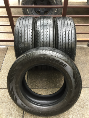 ยาง Bridgestone 215 65 16 ปี16 ดอกเต็ม ไม่มีปะ เนื้อนิ่มๆ ใช้ยาว ราคาไม่แพง