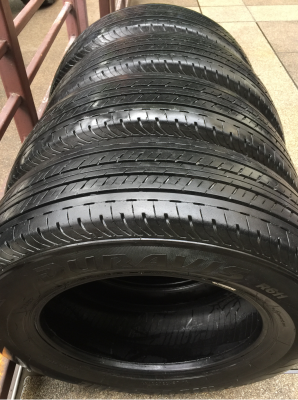 ยาง Bridgestone 215 65 16 ปี16 ดอกเต็ม ไม่มีปะ เนื้อนิ่มๆ ใช้ยาว ราคาไม่แพง