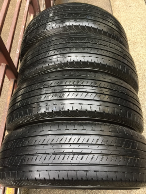 ยาง Bridgestone 215 65 16 ปี16 ดอกเต็ม ไม่มีปะ เนื้อนิ่มๆ ใช้ยาว ราคาไม่แพง