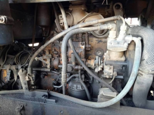 ขาย 295,000  KOMATSU  PC. 60-5 ทำงาน ดี เครื่องดี ปั้มดี  สภาพพร้อมใช้. เอกสารเล่มทะเบียน   รถอยู่ จ.เลย โทร&amp;ไอดีไลน์ 0610710295
