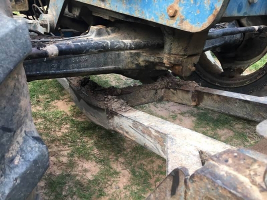 ขาย 695,000 บาท รถไถ 2 เพลา NEWHOLLAND TS 90 ทำงาน 1x,xxx ชม. (แถม ใบมีดหน้า และ หาง 7 )เครื่องดี เกียร์แรง ยางคู่หลังไม่สวย เอกสารเล่มทะเบียน รถอยู่ จ.ร้อยเอ็ด โทร&ไอดีไลน์ 0610710295 ขาย 695,000 บาท รถไถ 2 เพลา NEWHOLLAND TS 90 ทำงาน 1x,xxx ชม. (แถม ใบมีดหน้า และ หาง 7 )เครื่องดี เกียร์แรง ยางคู่หลังไม่สวย เอกสารเล่มทะเบียน รถอยู่ จ.ร้อยเอ็ด โทร&ไอดีไลน์ 0610710295