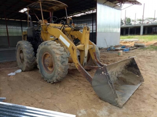รถตัก 265,000 บาท  KOMATSU JH. 30B เครื่องดี ปั้มแรง รถพร้อมใช้ เอกสารชื้อขาย  รถอยู่ จ.เลย โทร&amp;ไอดีไลน์ 0610710295