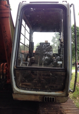 ขายรถแบคโฮ HITACHI EX200-2 เก่าเก็บ แอร์ไฟฟ้าเอกสารครบ สนใจโทร 081-970-1072