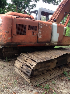 ขายรถแบคโฮ HITACHI EX200-2 เก่าเก็บ แอร์ไฟฟ้าเอกสารครบ สนใจโทร 081-970-1072