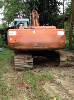 ขายรถแบคโฮ HITACHI EX200-2 เก่าเก็บ แอร์ไฟฟ้าเอกสารครบ สนใจโทร 081-970-1072